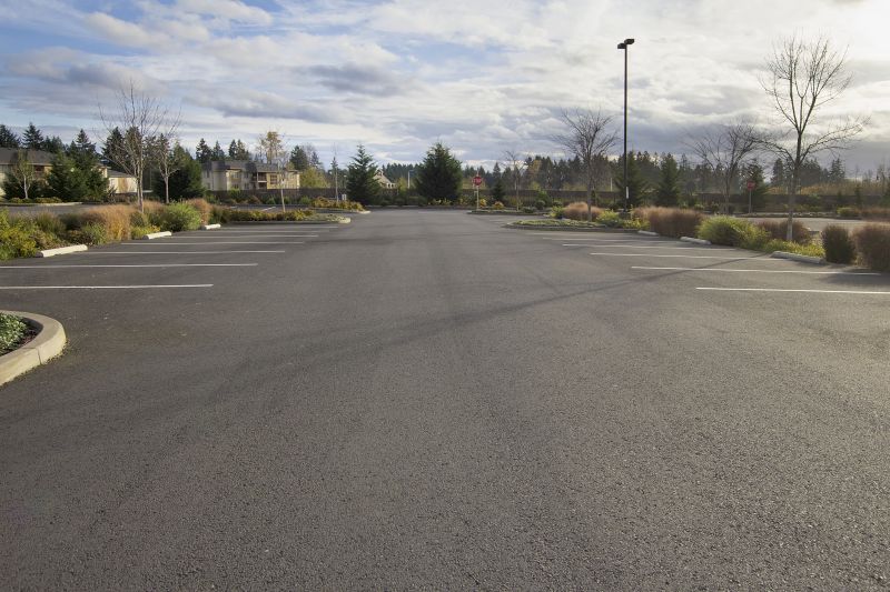 Commercial Asphalt Parking Lot